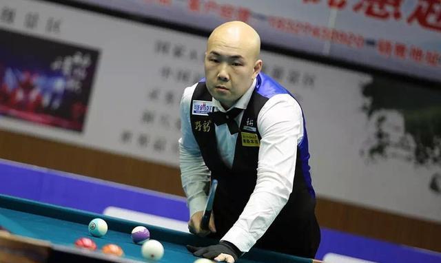 花样游泳世 花样游泳世